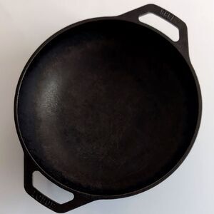 Lodge Cast Iron Wok / Deep Pan Made In US